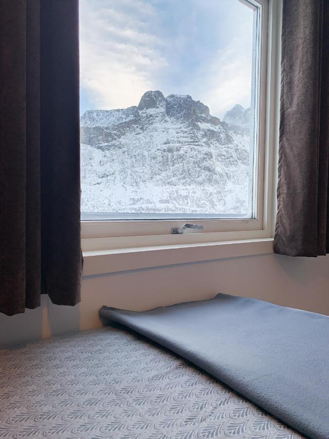 Segla Guesthouse - With View Of Fjord Fjordgard Екстер'єр фото