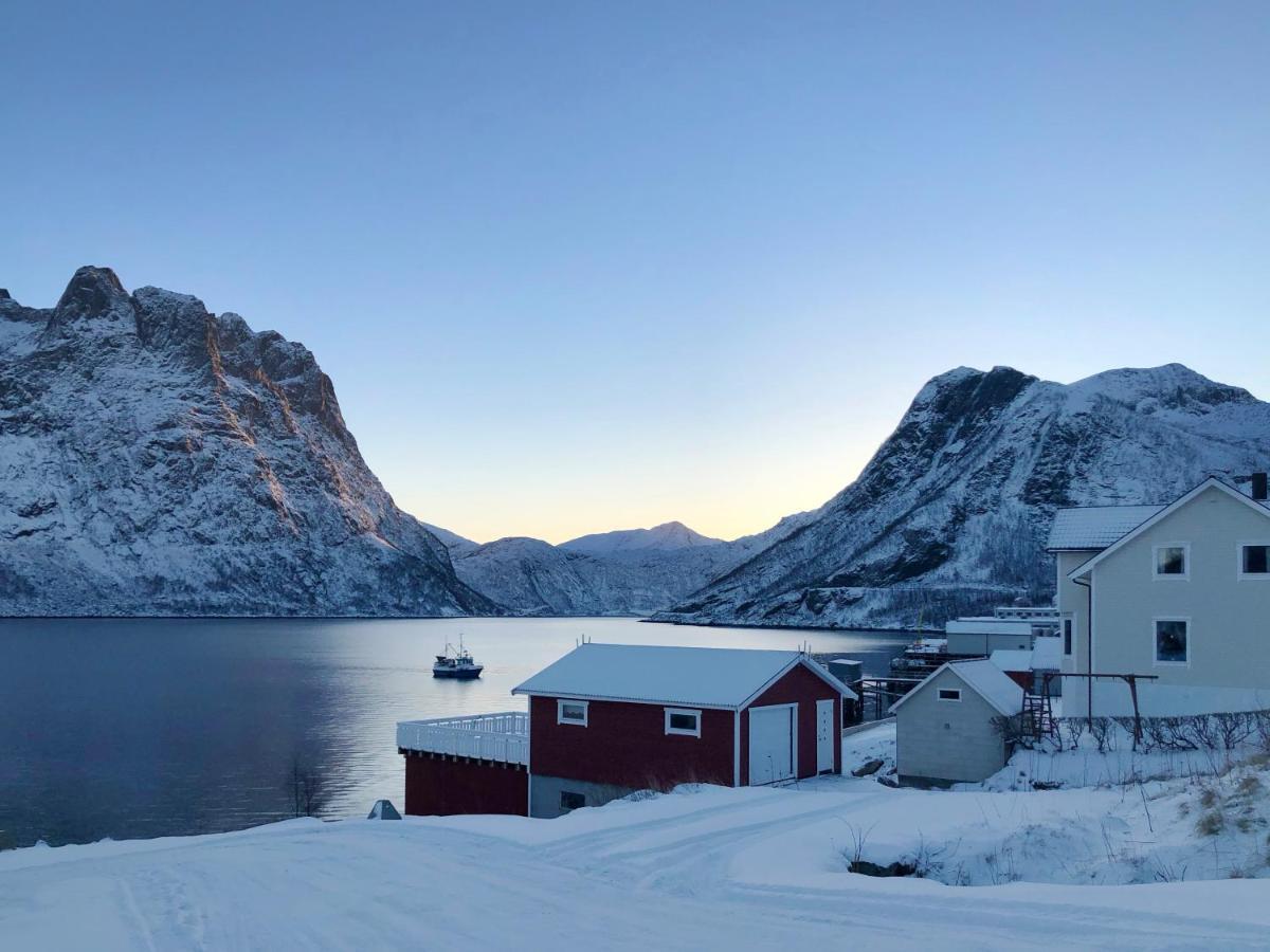 Segla Guesthouse - With View Of Fjord Fjordgard Екстер'єр фото