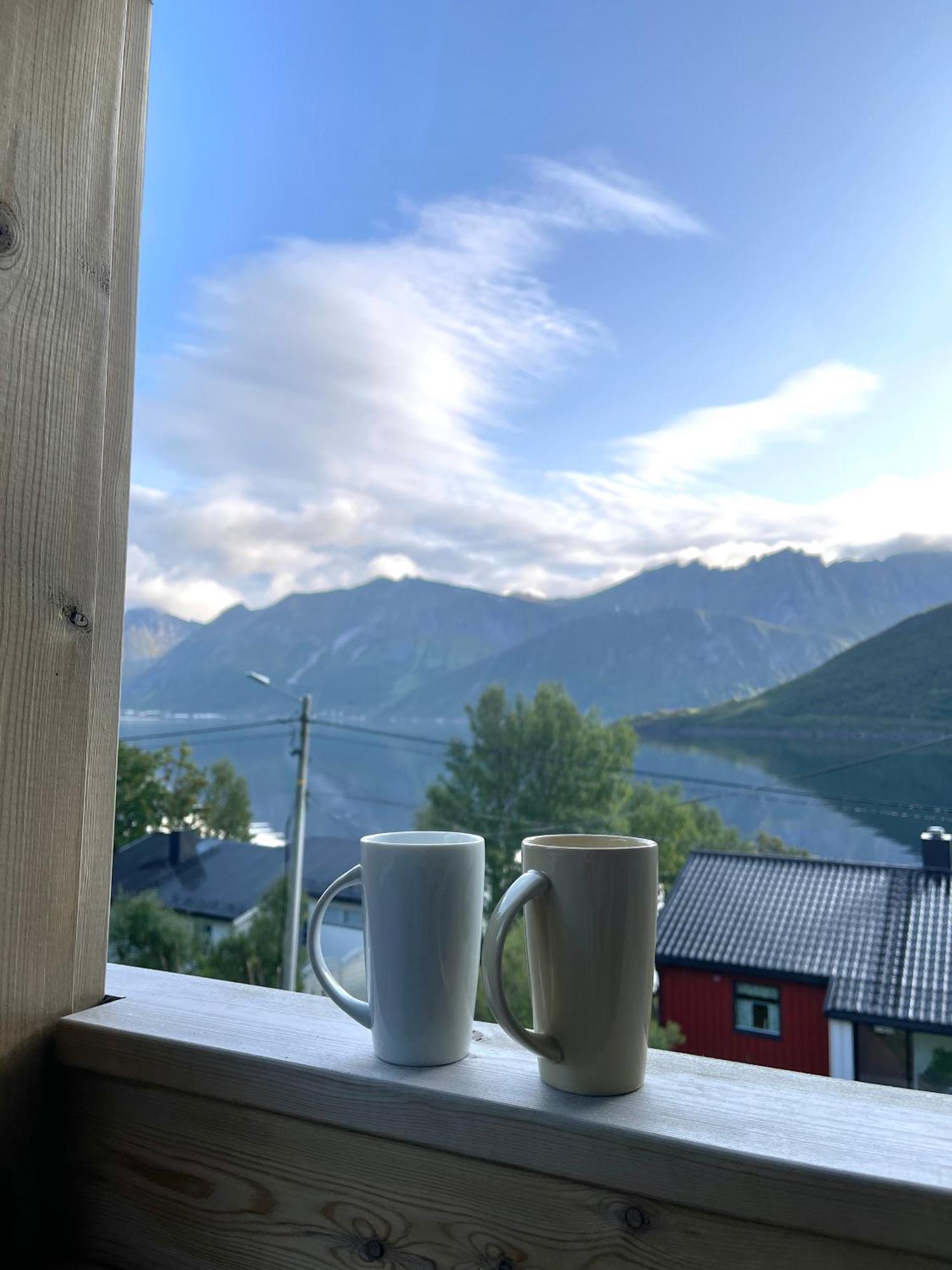 Segla Guesthouse - With View Of Fjord Fjordgard Екстер'єр фото