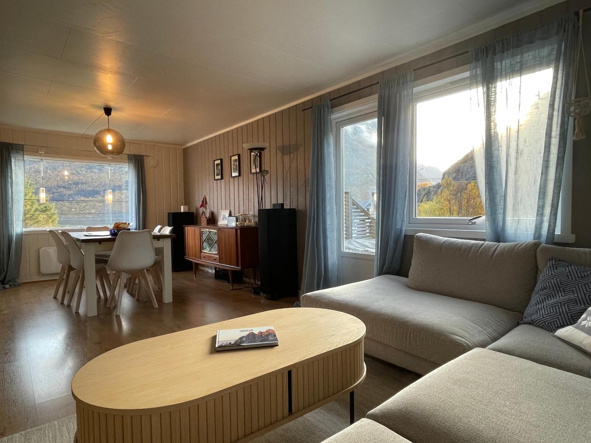 Segla Guesthouse - With View Of Fjord Fjordgard Екстер'єр фото